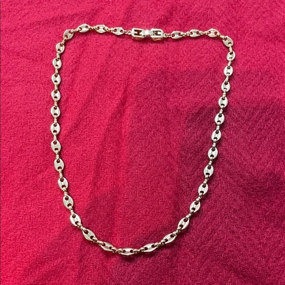 VINTAGE Givenchy NECKLACE EUC Gold - Picture 2 of 13